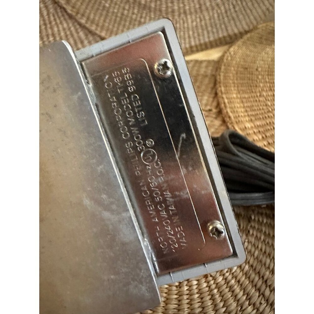 Vintage Norelco Travel Iron – Model 1635 - Picture 7 of 9
